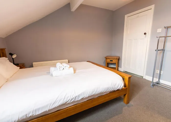 Homely Ensuite Near Centre 아파트 *