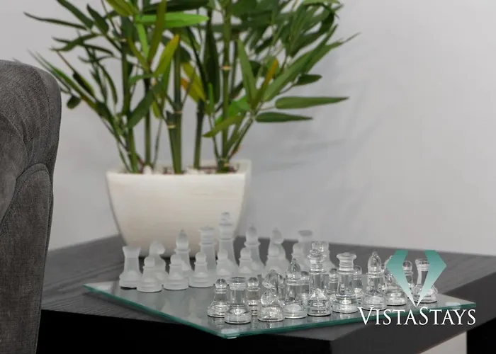 Spacious 5bdr House By Vista Short Lets & Serviced With Free Wifi, Parking & Netflix Сasa de vacaciones *