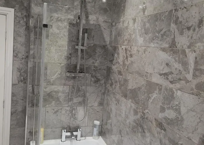 A Single Cosy In 4 Bedroom マンチェスター