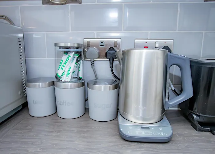 The Edge - Enjoy A Luxury