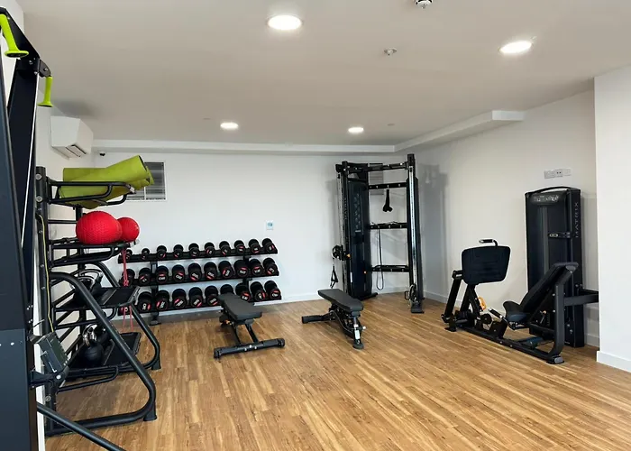 Penthouse Height Flat, View Balcony, Quiet, Free Wifi, Gym & Minimalistic Appartamento Manchester