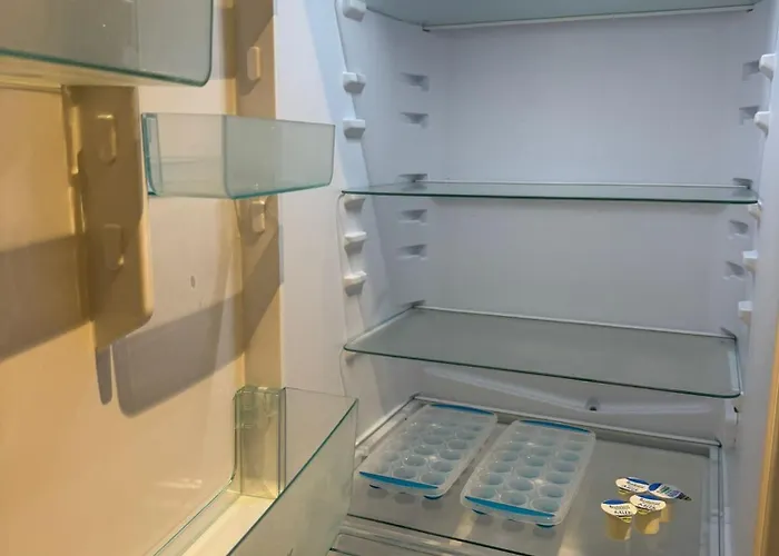 Penthouse Height Flat, View Balcony, Quiet, Free Wifi, Gym & Minimalistic Apartment Manchester