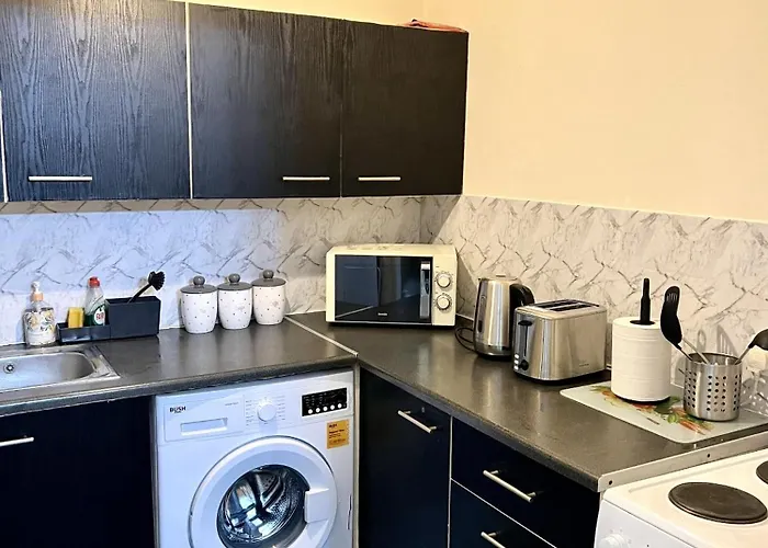 Cozy 1 Bedroom In The Location In Centre דירה