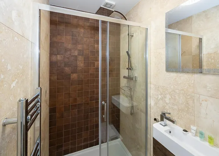 Guestready - A Haven By The River *