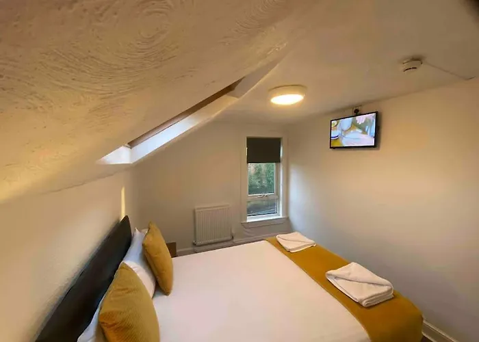 Ivy Mount Boutique *