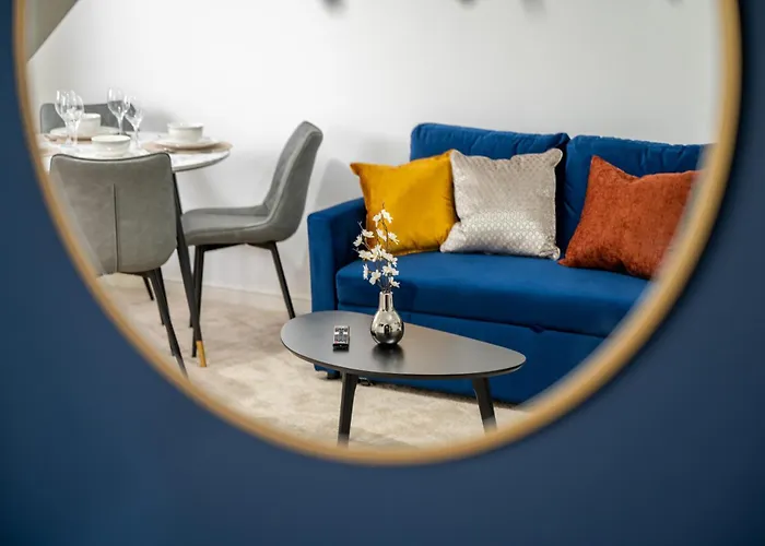 Modern 2 Bed With Driveway Near Coop Live & Etihad Stadium , Sleeps 5 , Self Checkin And Free Parking * マンチェスター