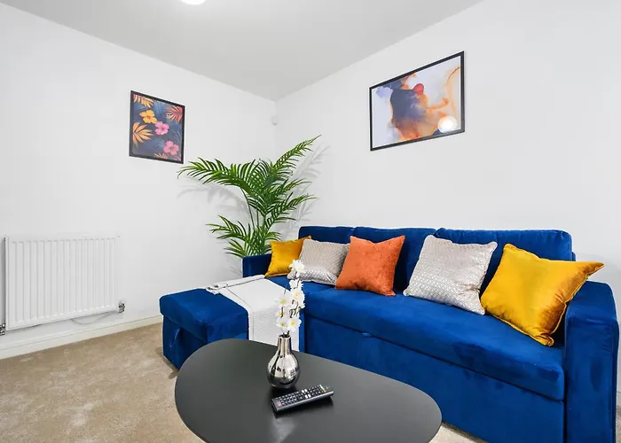 Modern 2 Bed With Driveway Near Coop Live & Etihad Stadium , Sleeps 5 , Self Checkin And Free Parking 別荘 マンチェスター