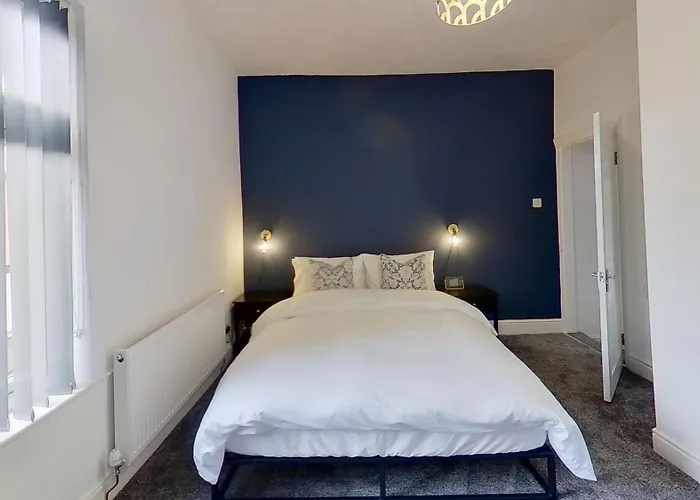 Feriehus Elegant 2 Bed House Near Centre Manchester