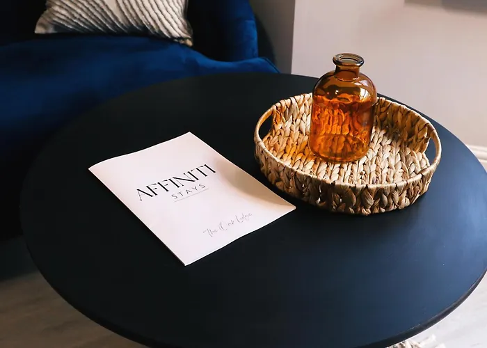 Spacious Stylish With Free Parking 10 Mins To Centre & Ao Arena Ideal For Groups & Long 度假居 *