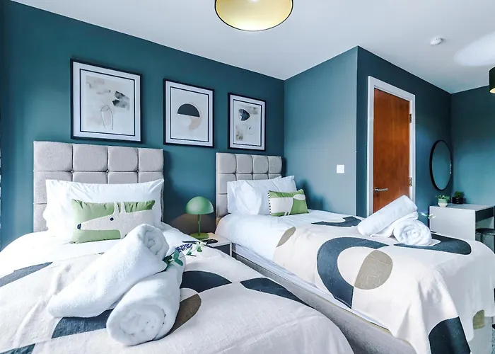 New! Stunning 2-bed In By 53 Degrees Property, Amazing Location - Sleeps 6! Apartamento *