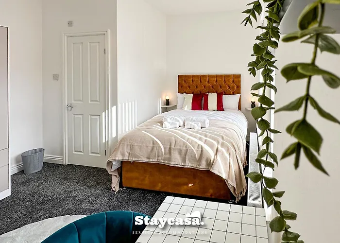 بيت ضيافة Ashfield Co-living - Private Self-cater مانشستر