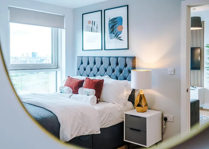 Parking - Lastmindeals - 2bed Apartament Manchester