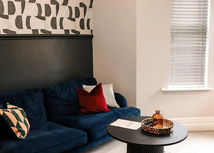 Spacious Stylish With Free Parking 10 Mins To Centre & Ao Arena Ideal For Groups & Long * מנצ'סטר