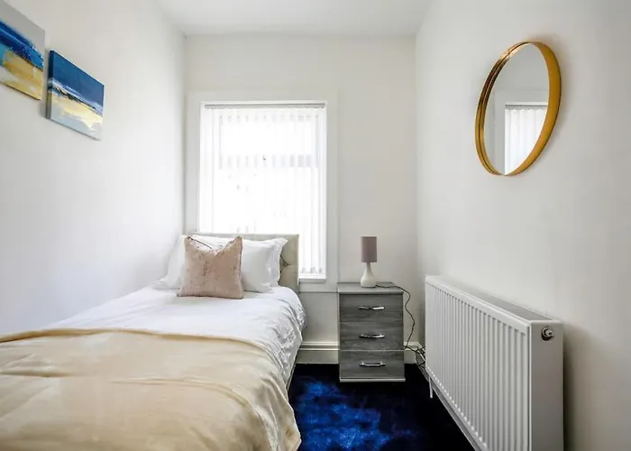 Сasa de vacaciones Big New House - 5bdr Near *