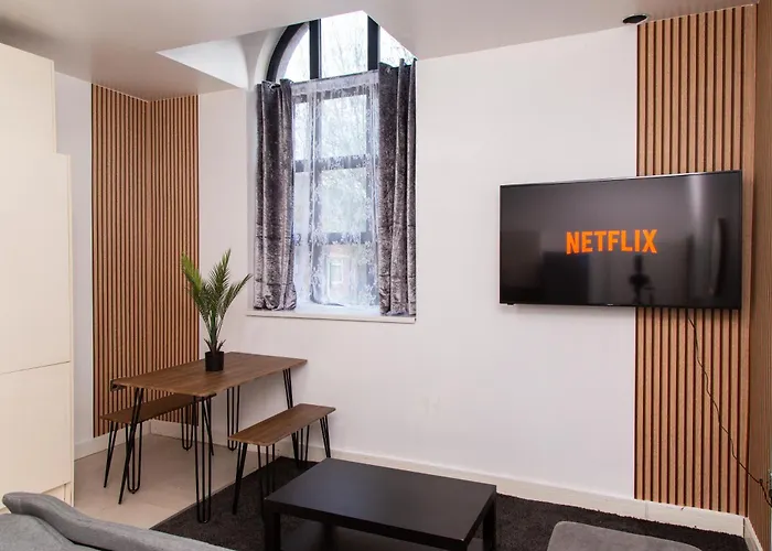 Salford Free Parking Apartmán *