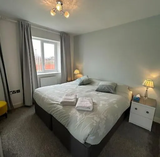 3-bedroom House Close To Centre Semesterbostad