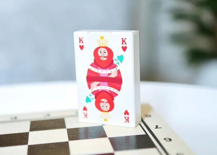 Trafford Duplex With Shop At Base - Pass The Keys *