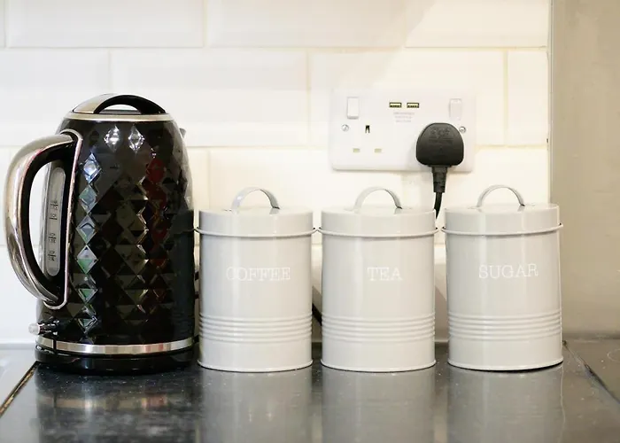 Autumn Breeze - 2br - Sofa Bed - Wifi - Free Parking - - Didsbury 아파트 맨체스터