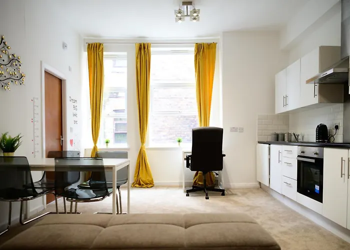 Autumn Breeze - 2br - Sofa Bed - Wifi - Free Parking - - Didsbury * 맨체스터