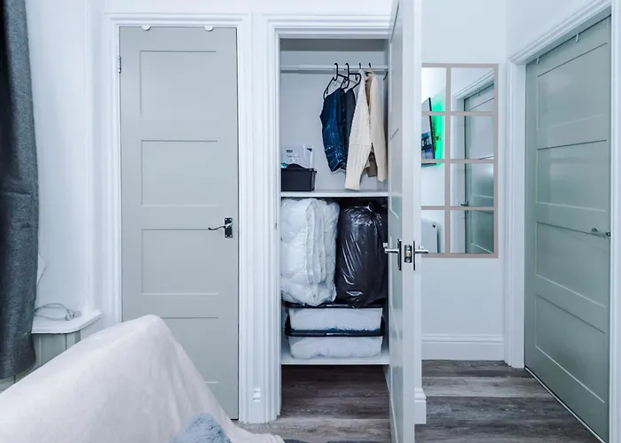 Apartament Entire Cozy Apt, Prime Location & Free Parking Manchester