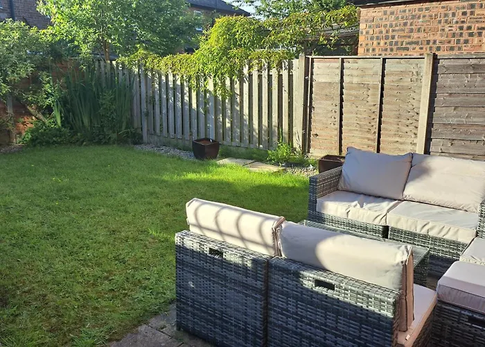 The Heart - Cosy 3 Bedroom House With Double Driveway And Garden In Dom wakacyjny *