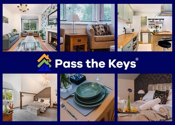 Spacious Near United Stadium - Pass The Keys *