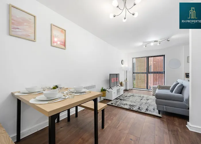 Modern Near Centre *