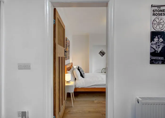 Stylish Family In Old Trafford, - Pass The Keys 펜션