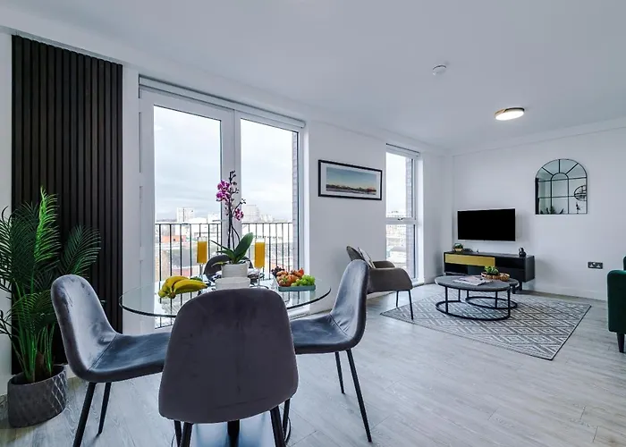 2bed Duplex Near Mediacity & Centre, Easter Deals Now On 맨체스터