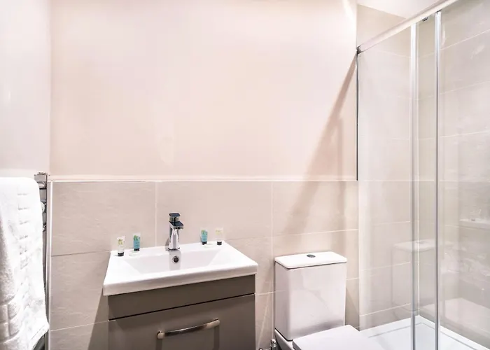 Fantastic 2 Bedroom Lejlighed *