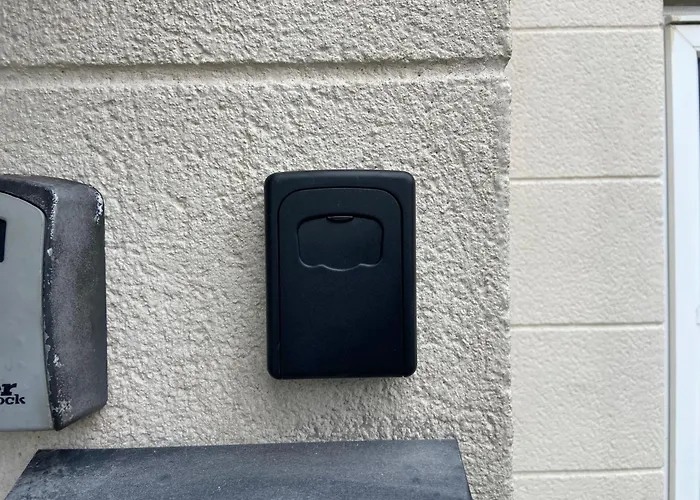 Apartament Lovely 2 Dbl Bed Near Heaton Park And North Hospital With Parking