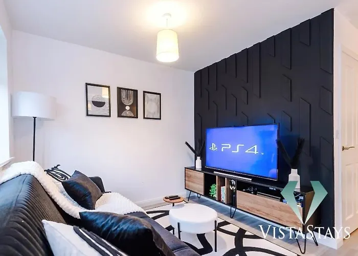 3bdr House By Vista Short Lets & Serviced With Pool Table And Driveway Parking 펜션 *