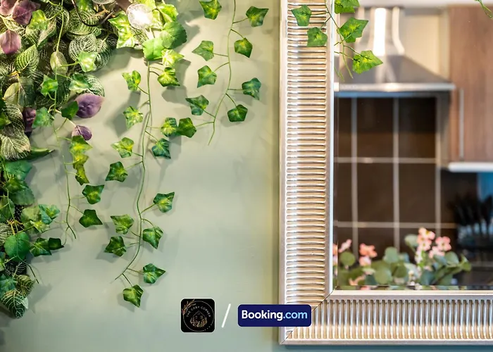 Cosy 4-bed House L Garden L Free Parking L Wifi L Specious L Hosted By The Cosy Corner Nationwide 맨체스터