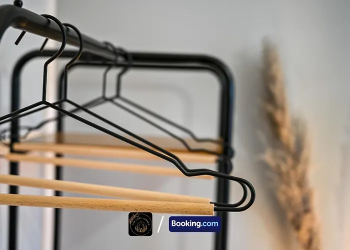 Cosy 4-bed House L Garden L Free Parking L Wifi L Specious L Hosted By The Cosy Corner Nationwide Apartament *