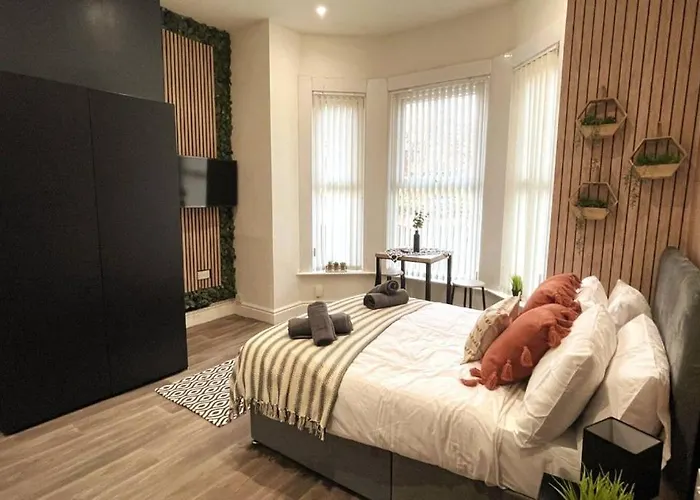 Deluxe In 20 Percent Off For Drake Concert Attendees!