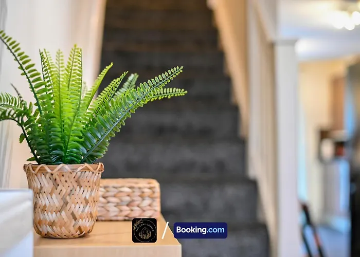 Cosy 4-bed House L Garden L Free Parking L Wifi L Specious L Hosted By The Cosy Corner Nationwide Apartament *