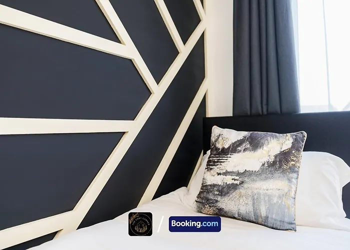 3-bed House L Free Parking L Wifi L Your Away From Hosted By The Cosy Corner Nationwide Apartamento Mánchester