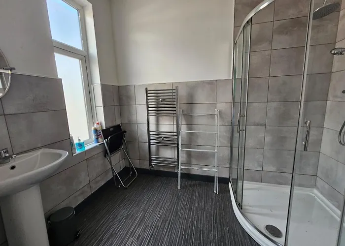 Daisybank Co-living - Private Self-cater