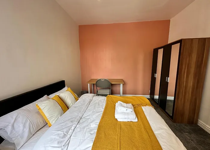 Daisybank Co-living - Private Self-cater 別荘 *