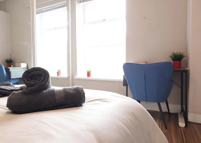 펜션 2-bedroom, Free Parking, High Speed Wi-fi, Swinton