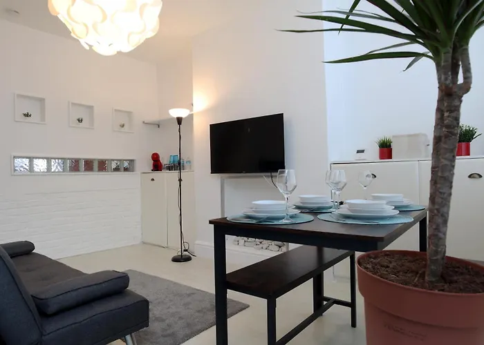 2-bedroom, Free Parking, High Speed Wi-fi, Swinton Prázdninový dům Manchester
