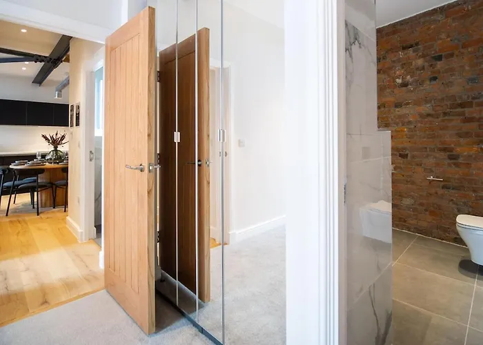 Hive By The Heim Daire *