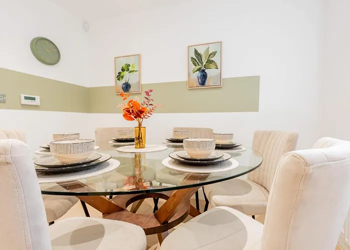 The Etihad Exquisite Prázdninový dům Manchester