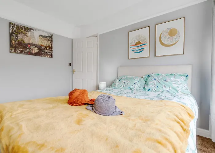 Elegant 3-bedroom Retreat Free Parking Keenzchillz Appartement Manchester