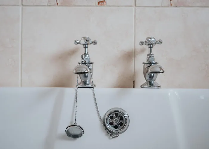 Elegant 3-bedroom Retreat Free Parking Keenzchillz * Manchester