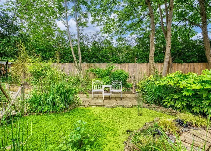 Garden In Hidden Oasis, - Pass The Keys * Manchester