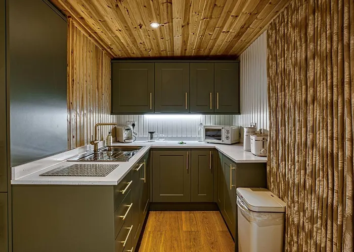 Garden In Hidden Oasis Pass The Keys *