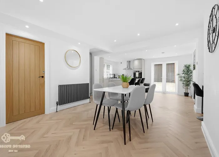 Tatil Evi Entire Modern & Spacious 3bdr In Right Next To Coop Live & Ethiad *