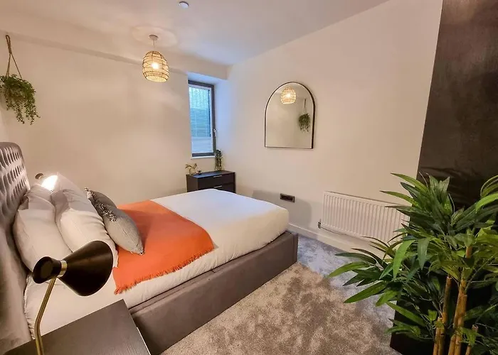 Stunning 4-bedroom Townhouse With Free Parking Nyaraló Manchester