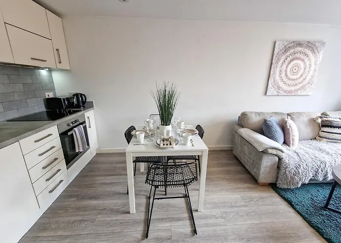 2 Bed Ancoats Centre Flat By Superhost *